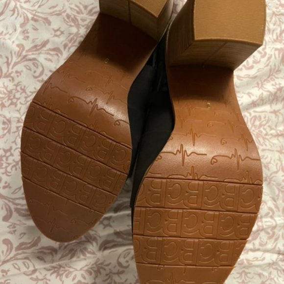 BC FOOTWEAR - Azalea Vegan Crisscross Bootie (Black) - Picture 9 of 9